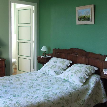 Ferme De La Riviere Bed and Breakfast Petiville  Εξωτερικό φωτογραφία
